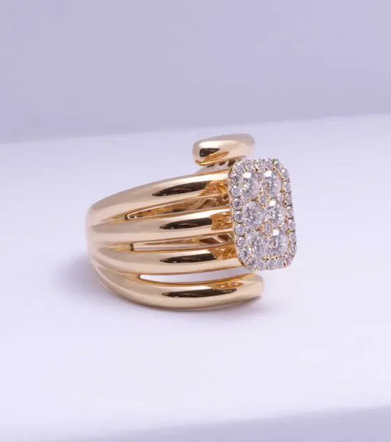 Gold Diamond Spiral Ring